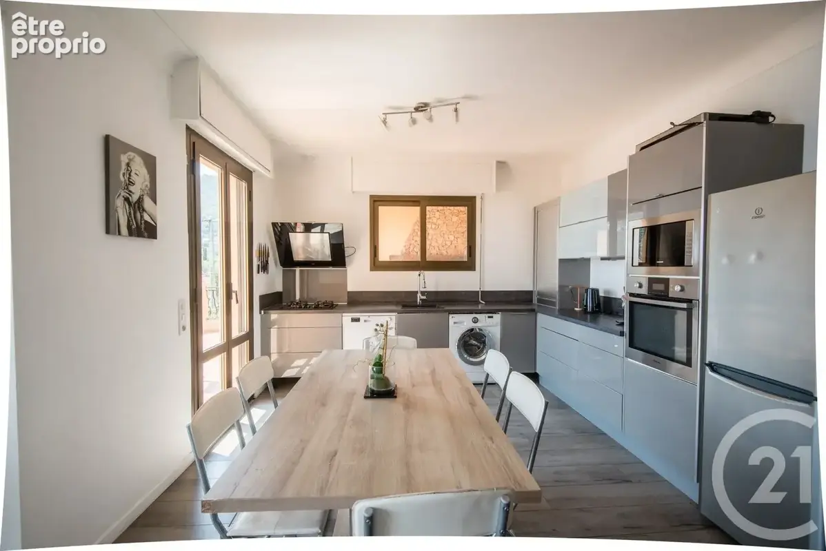 Maison 189 m² à Beausoleil  - photo 16