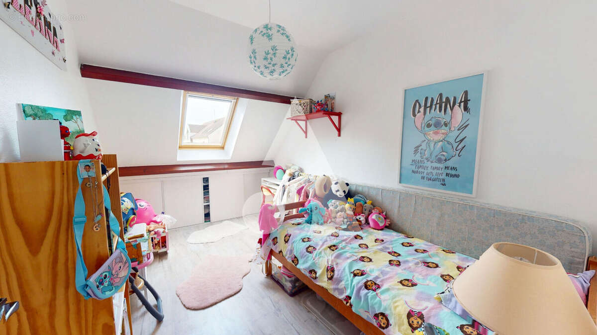 Maison à JANVILLE-SUR-JUINE