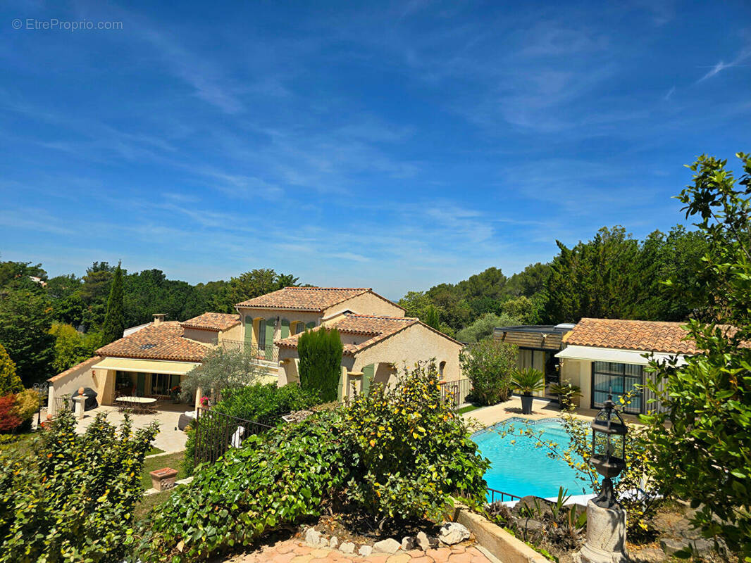 Maison à BELCODENE