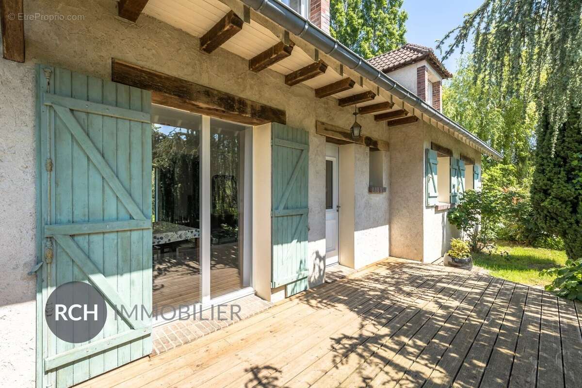 Maison à MONTFORT-L&#039;AMAURY