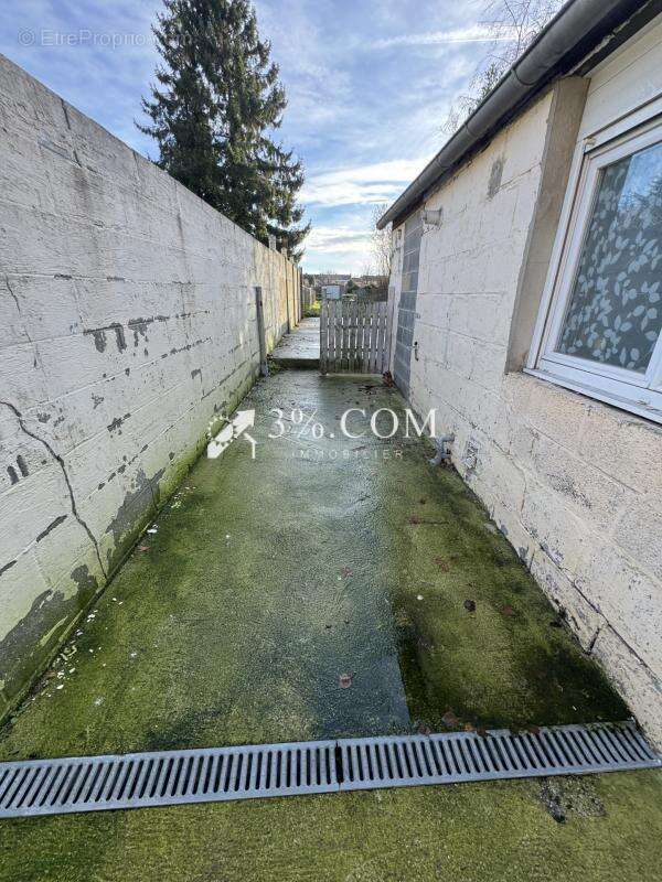 Maison à PETITE-FORET