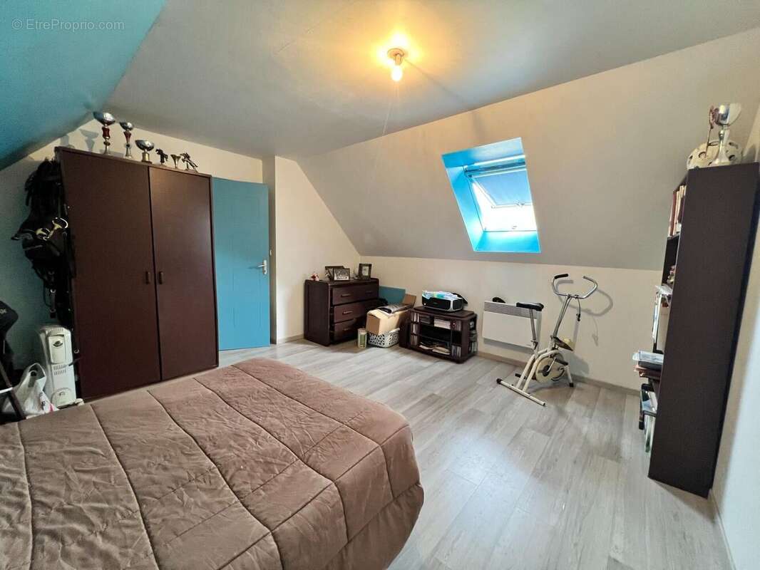 Photo 9 - Maison à VILLERS-COTTERETS