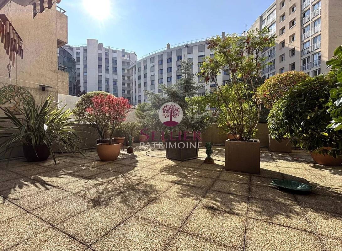 Appartement à PARIS-12E