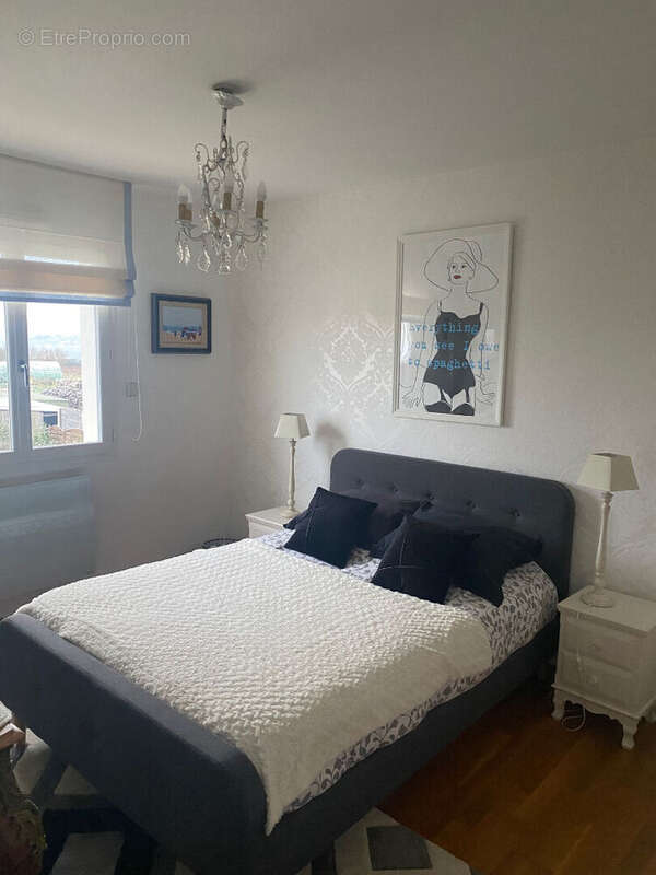 Maison à LA CHAPELLE-BASSE-MER