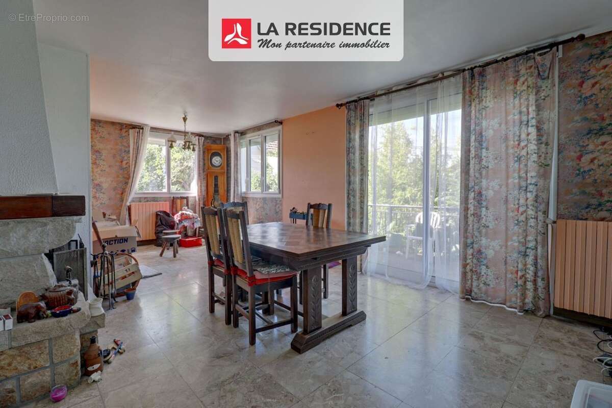 Maison 86 m² à Carrieres-Sous-Poissy  - photo 3