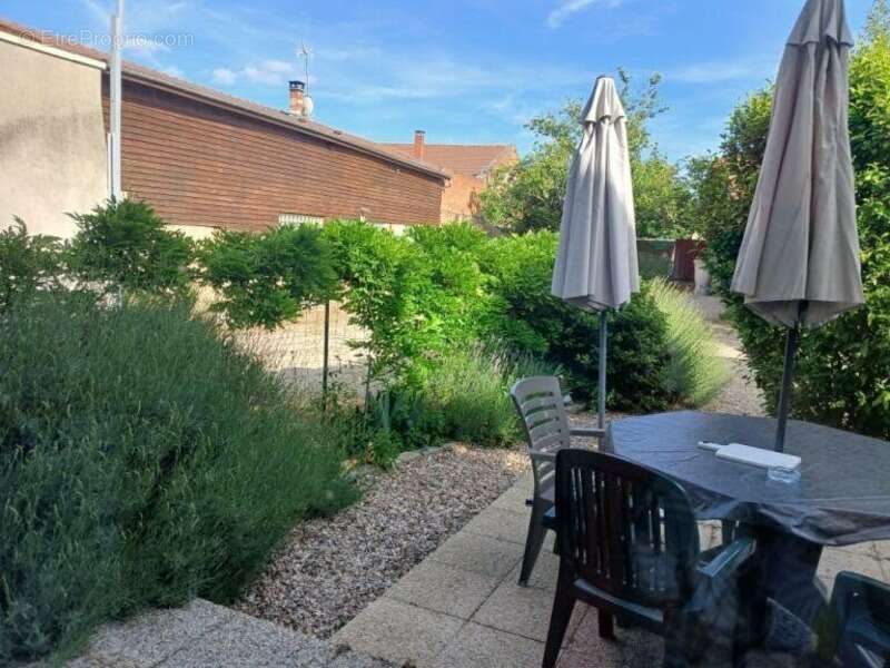 Appartement à LOISY-SUR-MARNE