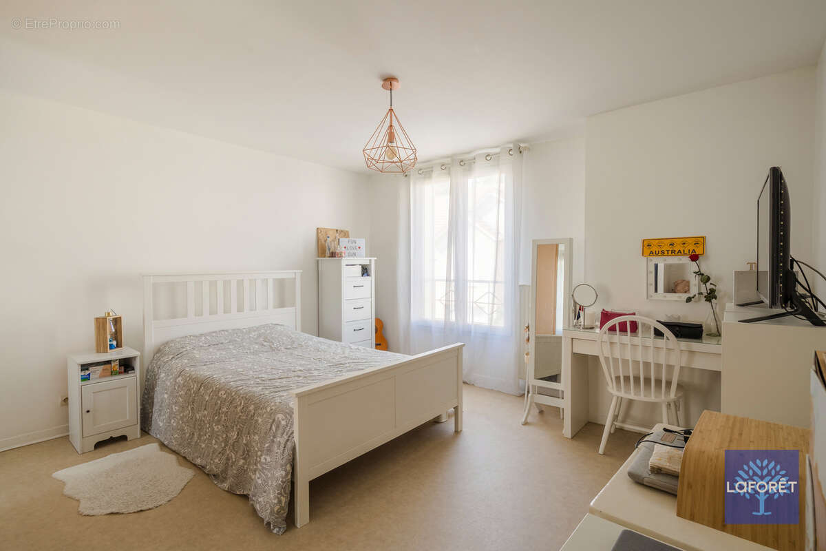 Maison à LES PAVILLONS-SOUS-BOIS