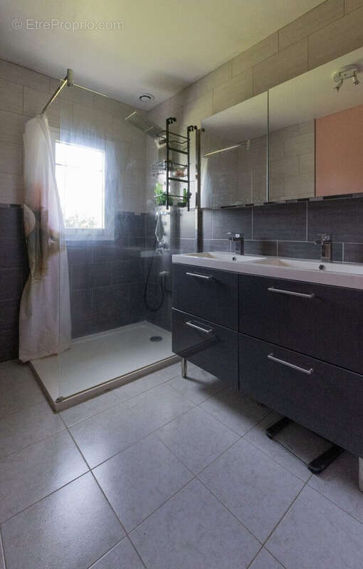 Maison à BONNARD
