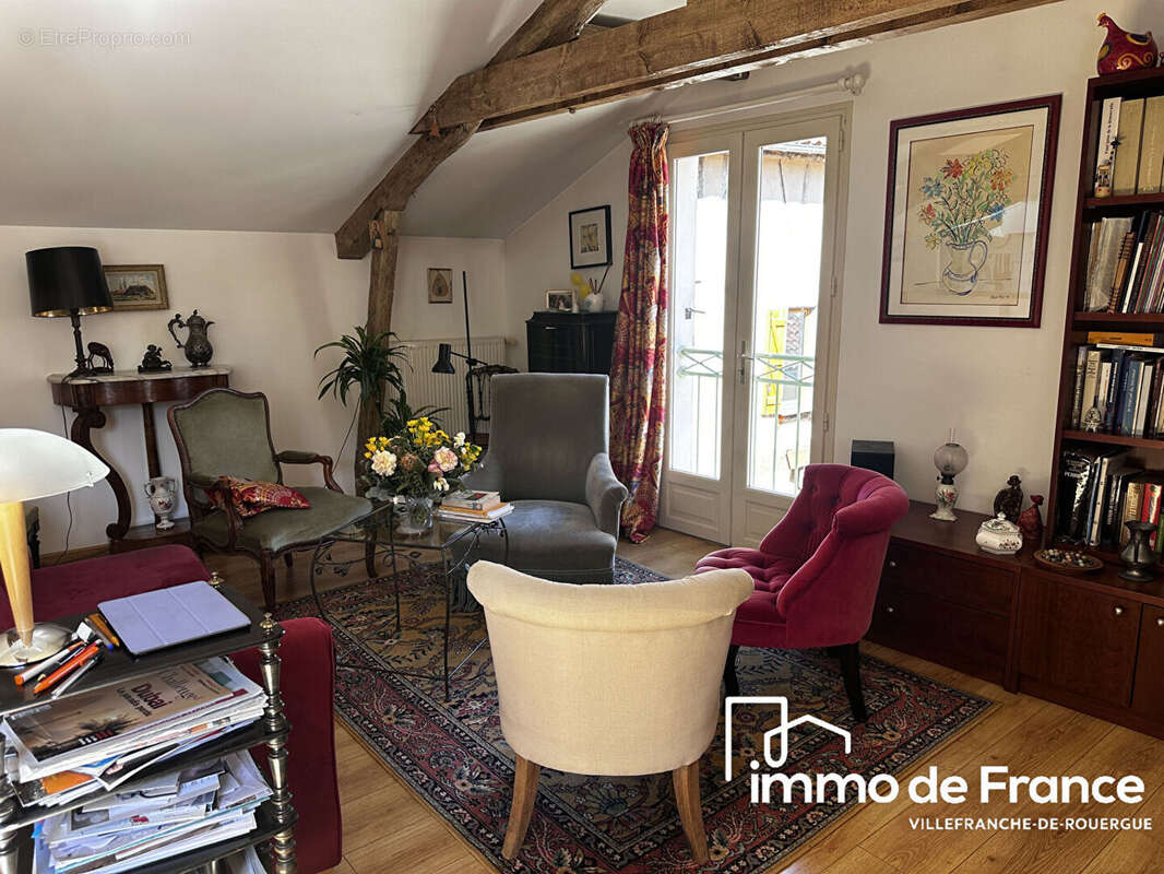 Charmante maison de ville avec terrasse, Villefranche De Rouergue, 129 m², 4 pièce(s) 121 m2 - photo 5