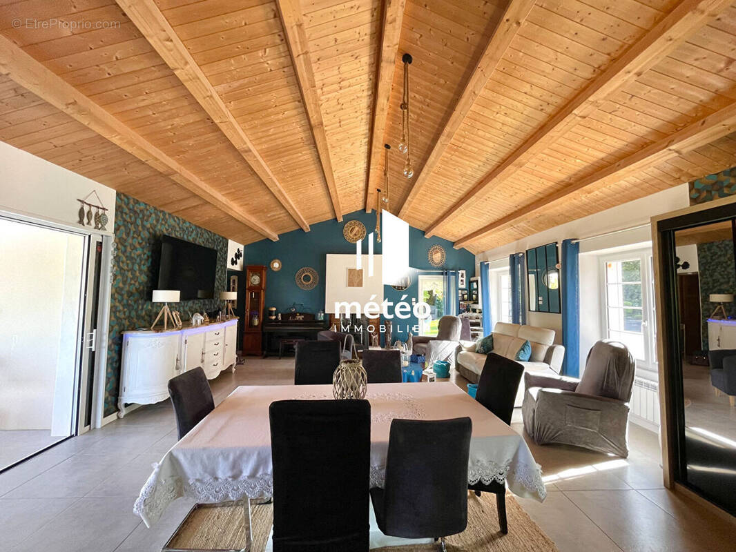 Maison à LE CHAMP-SAINT-PERE