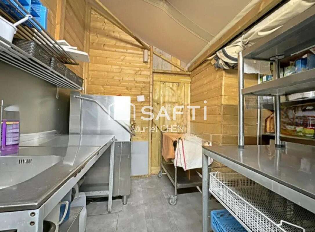 Photo 8 - Commerce à VAUVERT