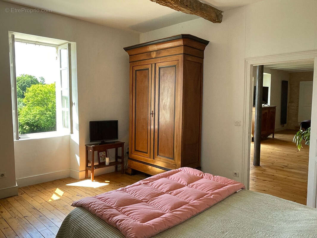 Maison à MONTCARET