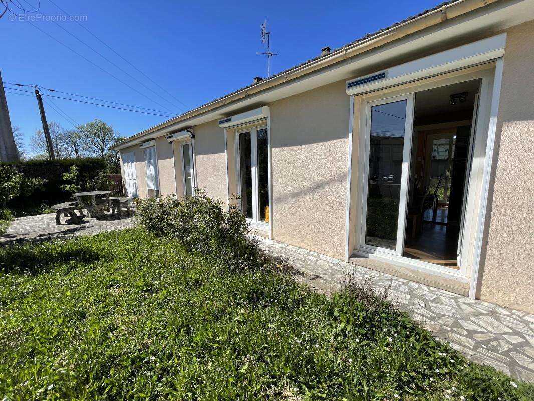 Maison à AIXE-SUR-VIENNE