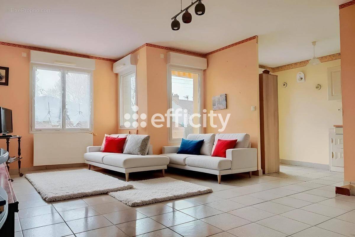 Appartement à REZE