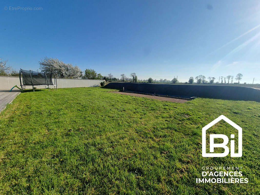 Maison à BRETTEVILLE-L&#039;ORGUEILLEUSE