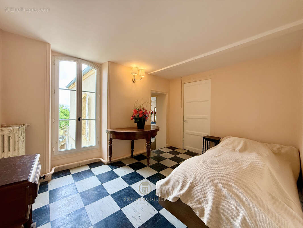 Maison à PARAY-LE-MONIAL