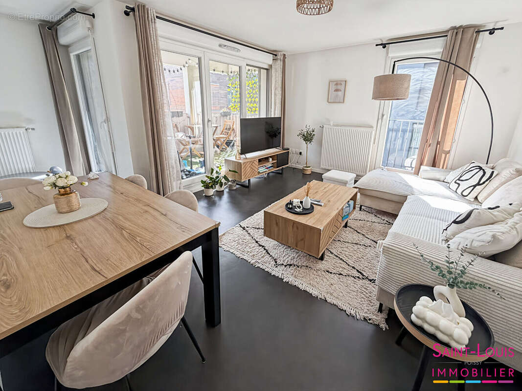Appartement à CARRIERES-SOUS-POISSY