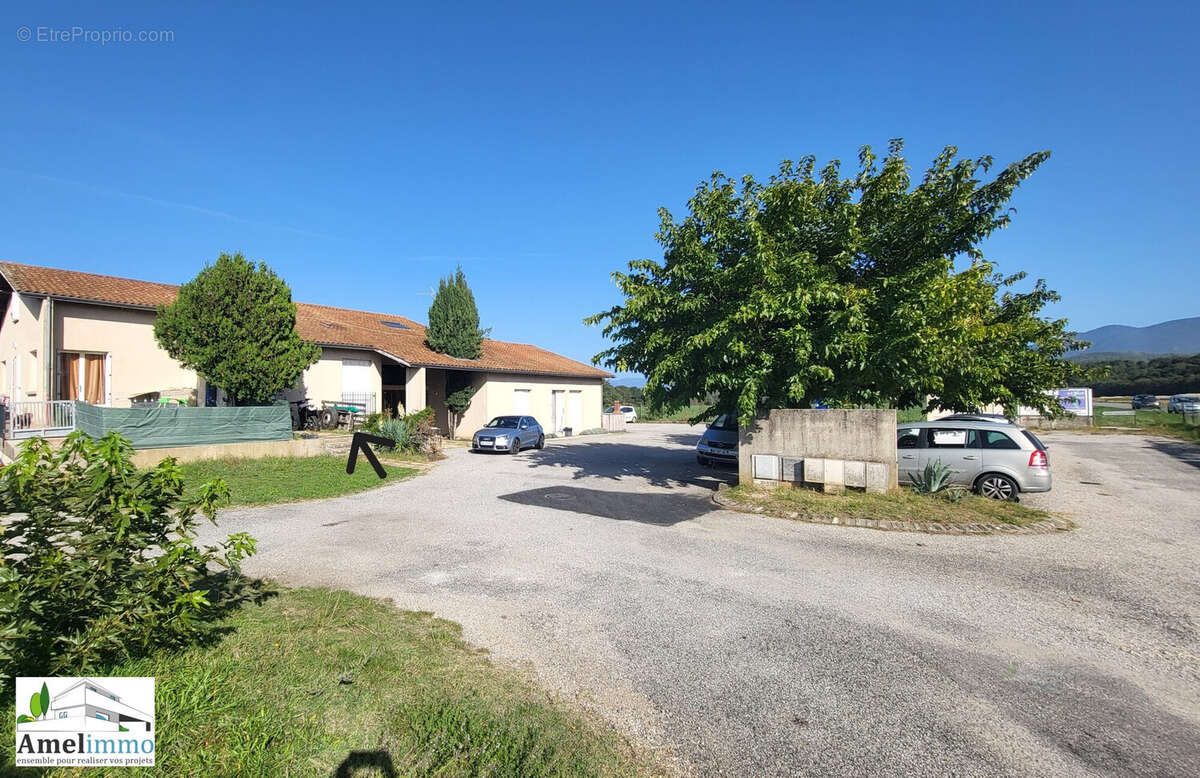 Appartement à CHATUZANGE-LE-GOUBET