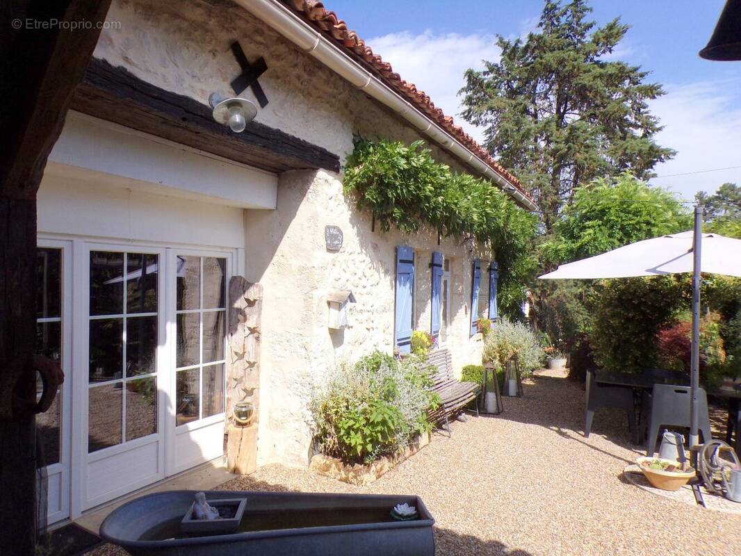 Maison à JAURE