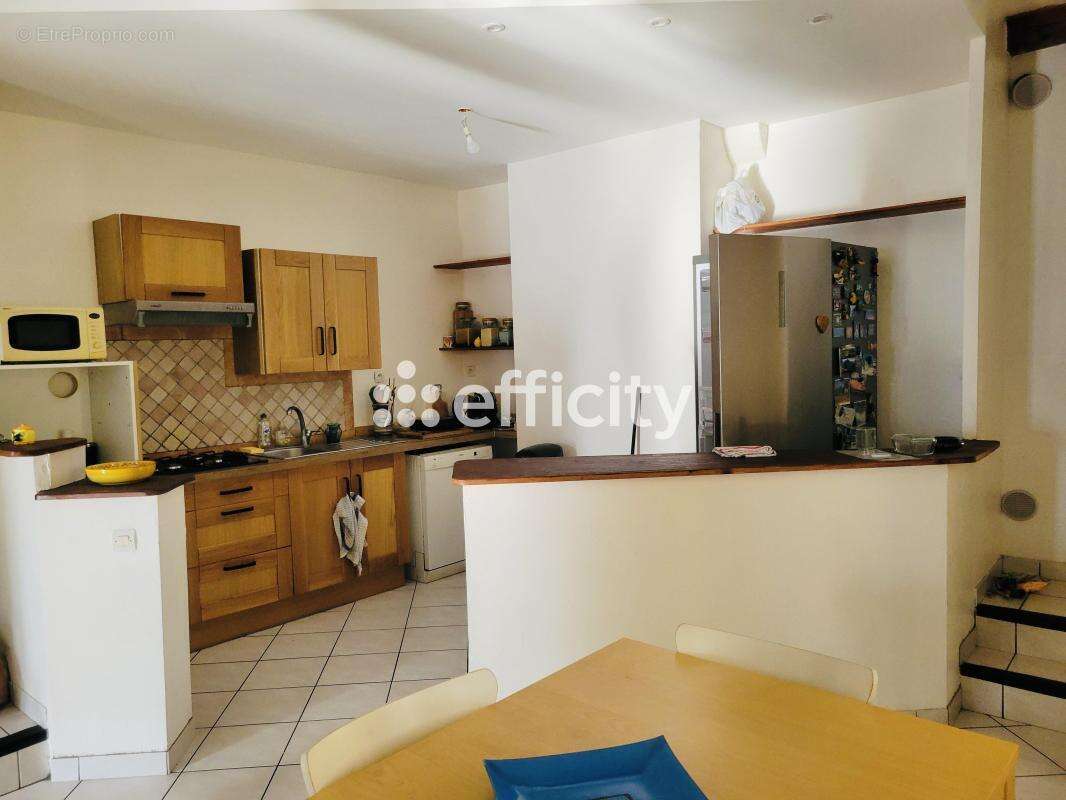 Appartement à BOURG-DE-PEAGE