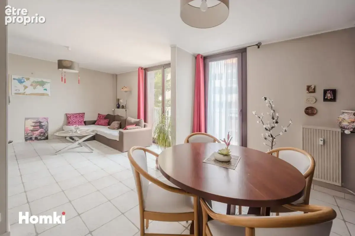 Appartement T4 de 81 m² + terrasse + ascenseur à La Seyne-sur-Mer 83500, Chemin du Vieux Reynier - photo 4