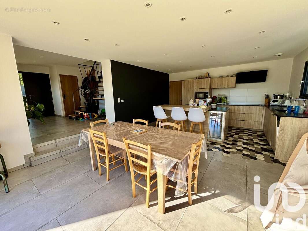 Photo 8 - Maison à UCEL