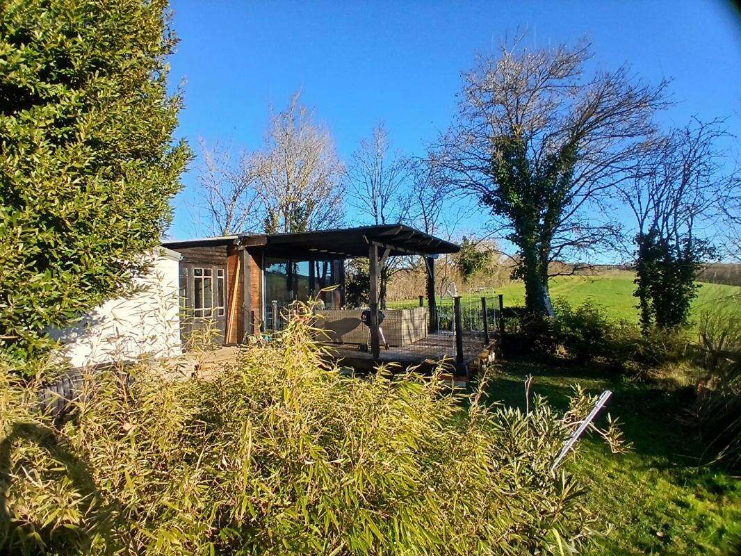 Maison à MONTPEZAT-DE-QUERCY