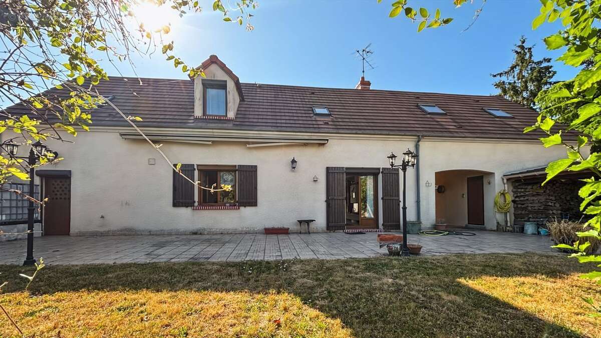 Maison à CHILLEURS-AUX-BOIS