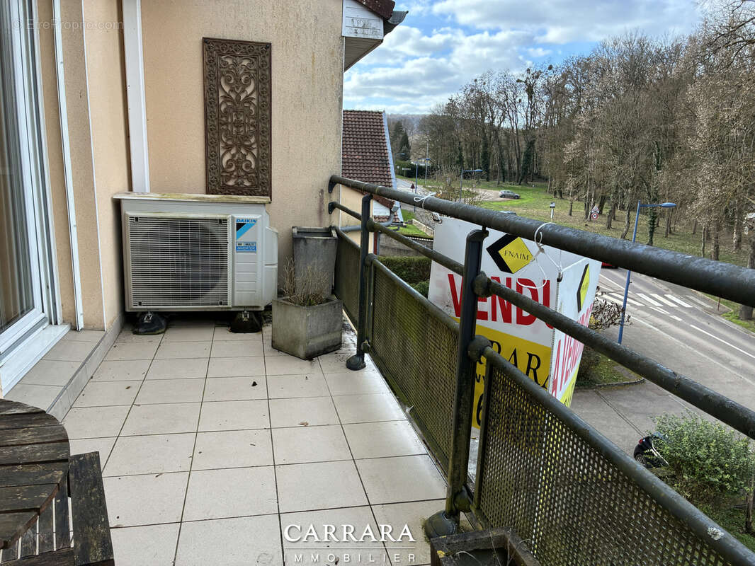 Appartement à ARS-SUR-MOSELLE
