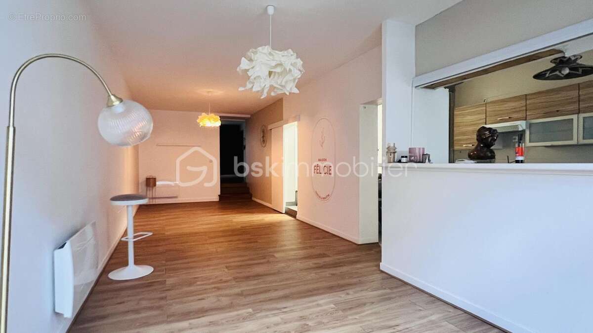 Immeuble mixte - local commercial - centre ville Châteauroux - photo 22