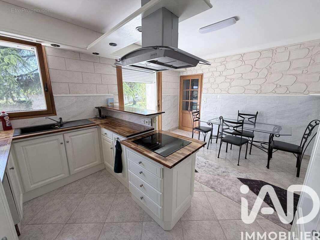 Photo 5 - Maison à MONTAIGU