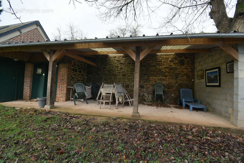 Maison 220 m² à Saint-Fraimbault  - photo 23