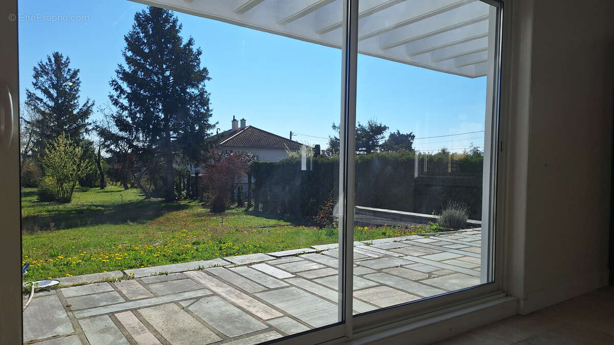 Maison à PONT-DU-CHATEAU