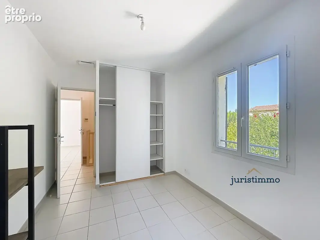 Charmante maison avec 3 chambres, jardin arboré et climatisation. - photo 8