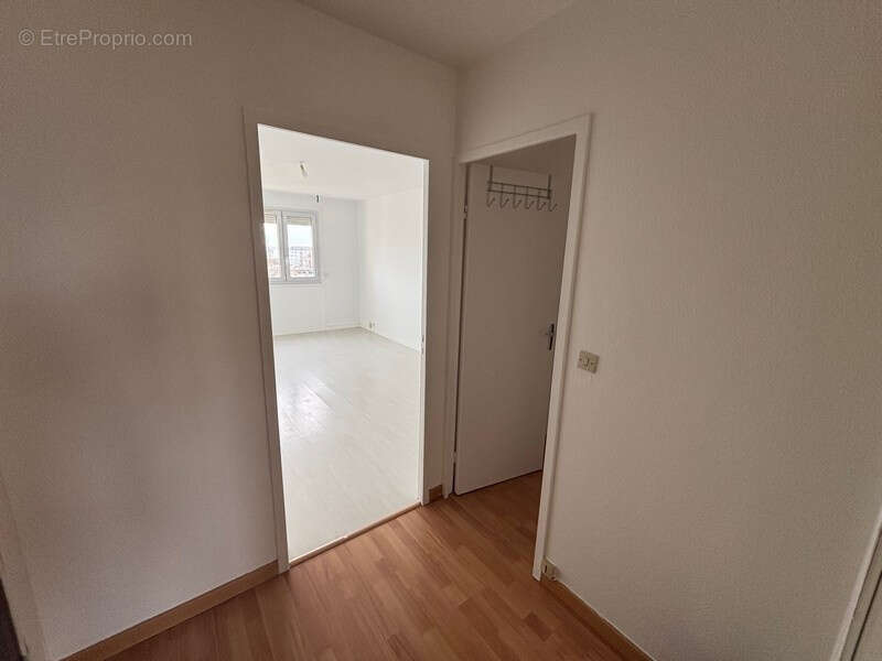 Appartement à CANTELEU
