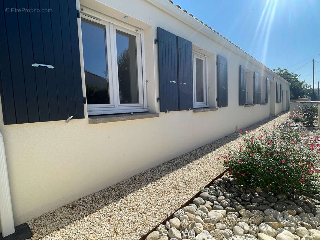 Maison rénovée 130 m², Hameau paisible proche Saint-Pierre d'Oléron - photo 2