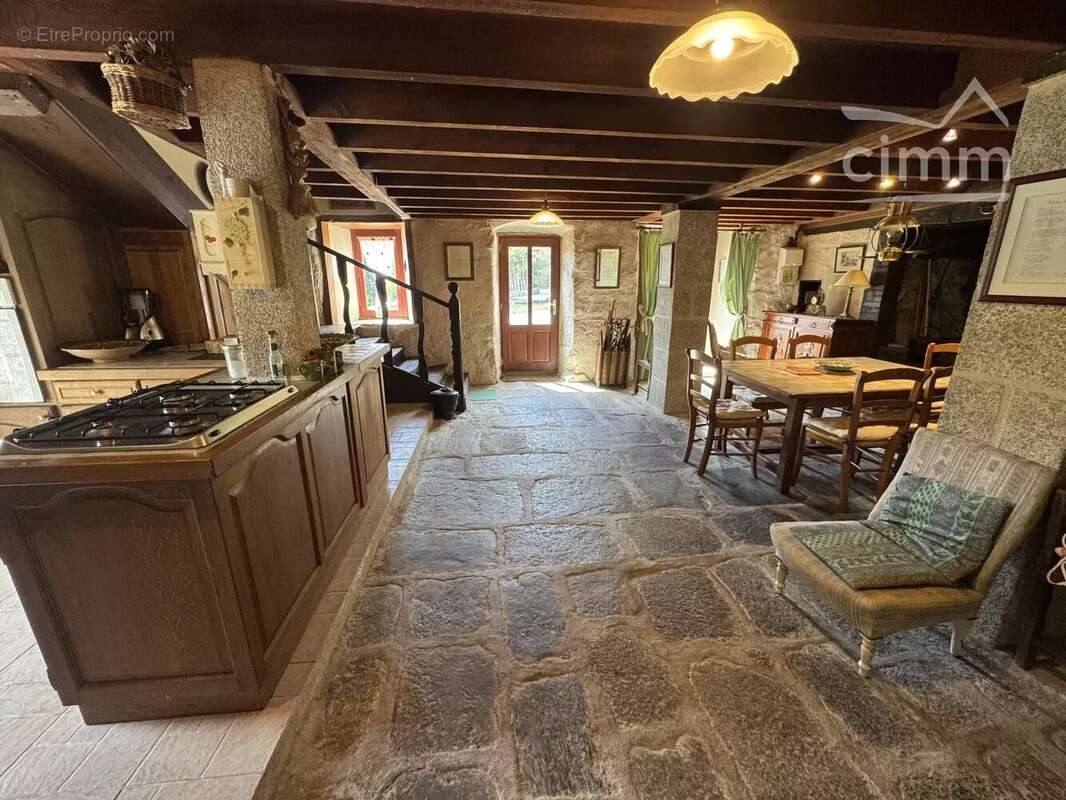 Maison de village en pierre - photo 22