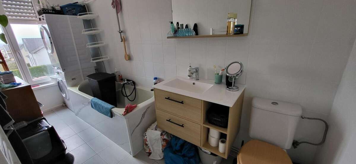 Immeuble complet - 3 appartements - places parking - photo 10