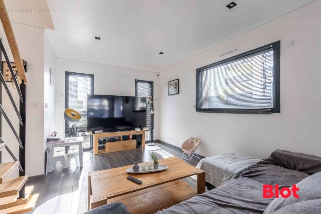 Maison à SAINT-AUBIN-DU-CORMIER