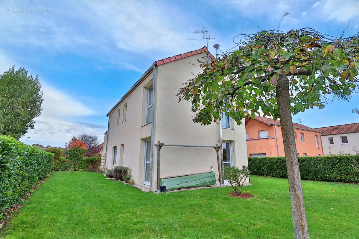 Maison à BRIENNE-LE-CHATEAU