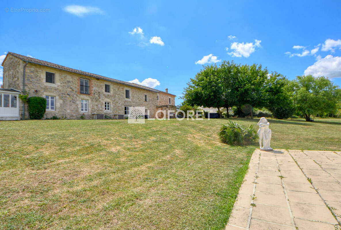 Maison à MONTELS