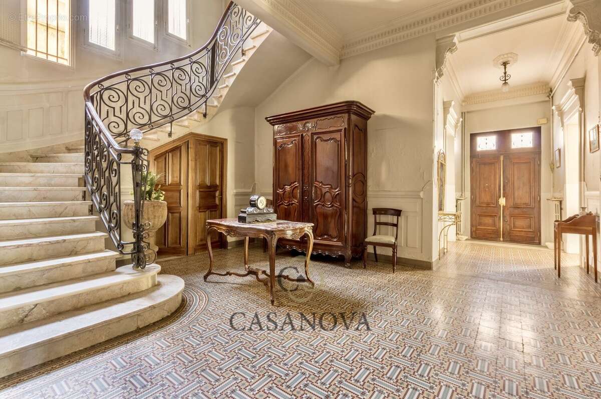 Maison à MAUGUIO
