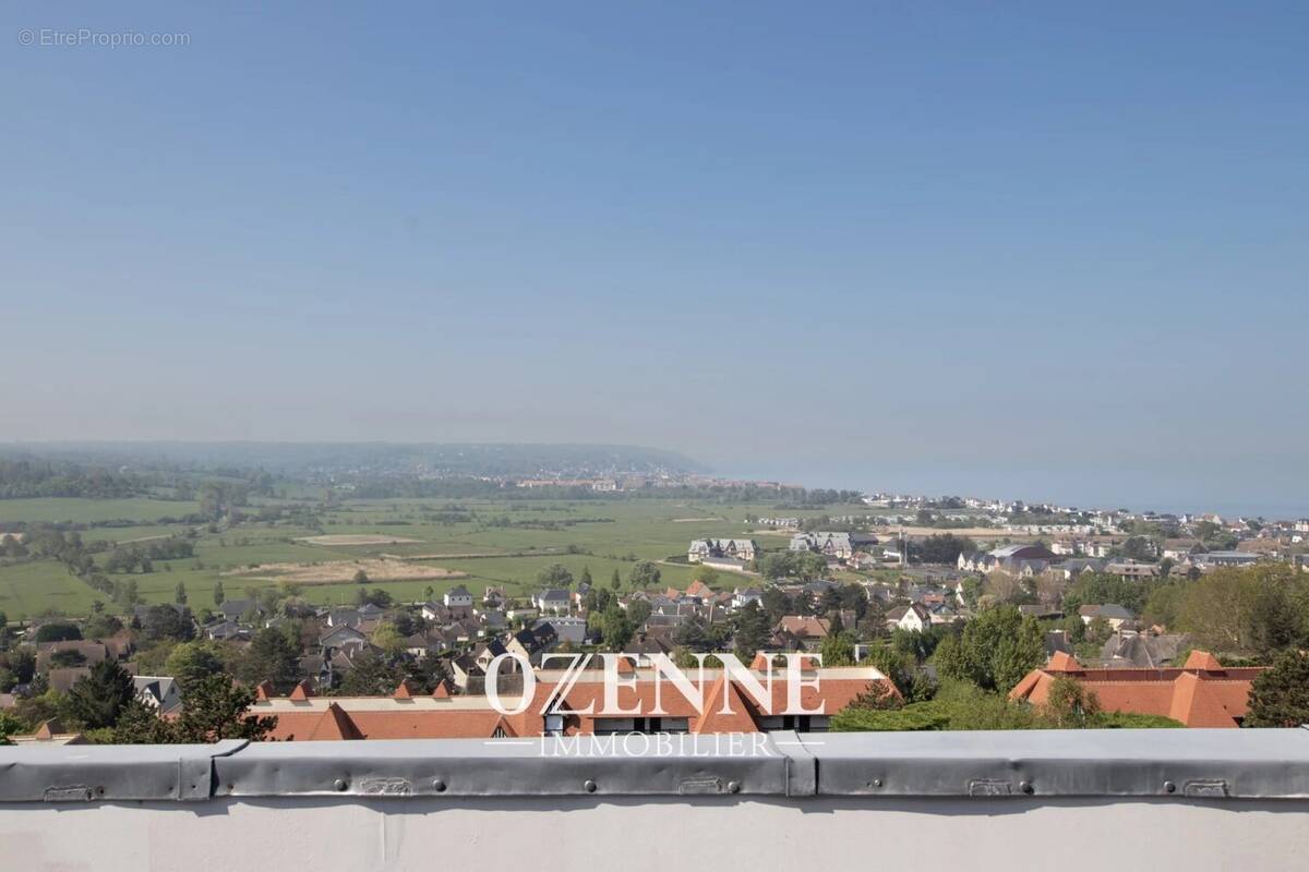 Appartement à BLONVILLE-SUR-MER