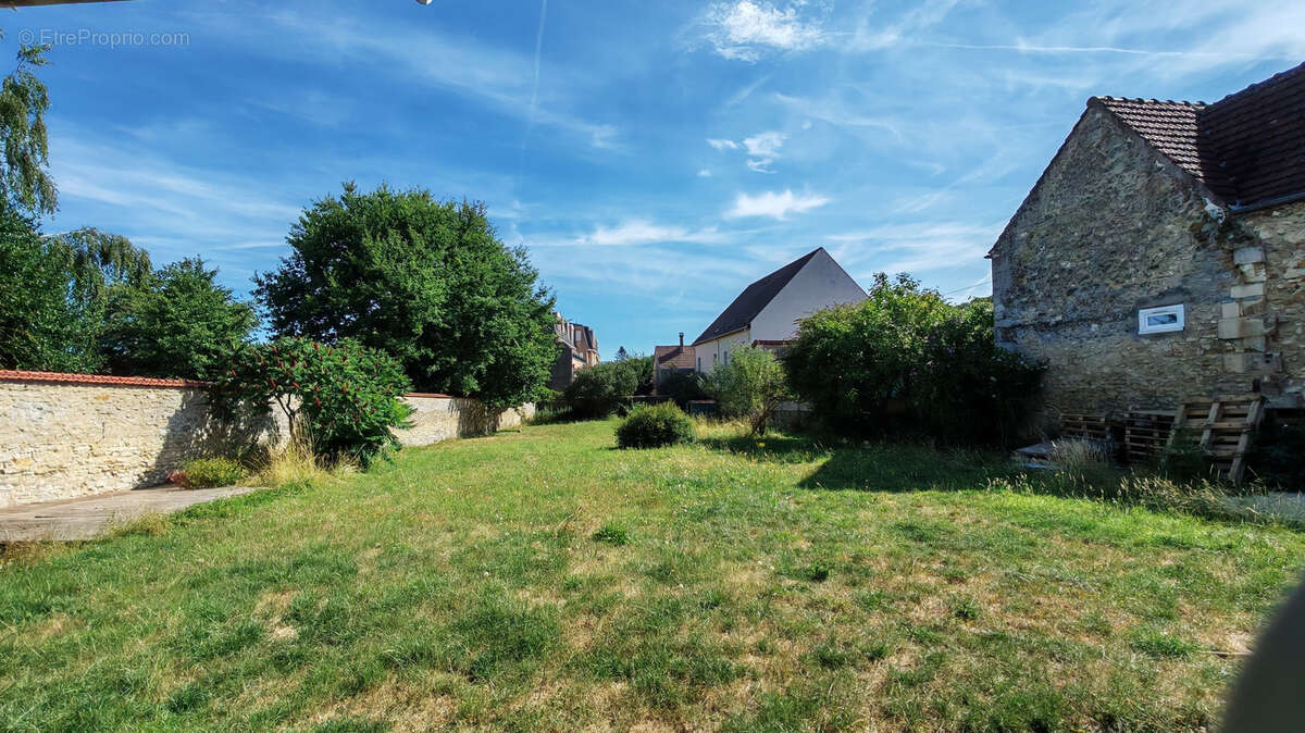 Maison et son terrain 1000 m2 - photo 4