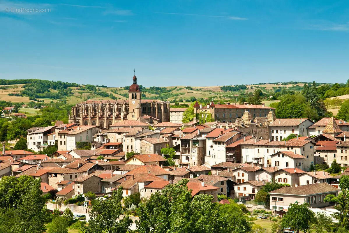 Appartement à CHATEAUNEUF-DE-GALAURE