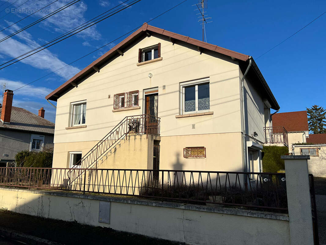 Maison à PARAY-LE-MONIAL