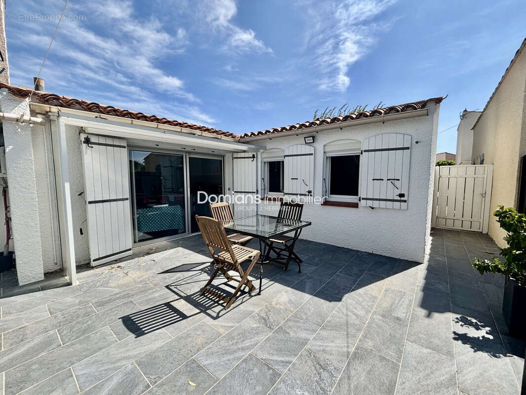 Maison 40 m² à Saint-Cyprien  - photo 2
