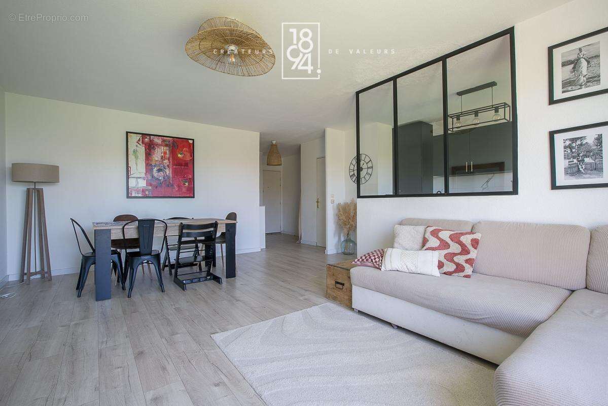 Appartement à MARSEILLE-13E