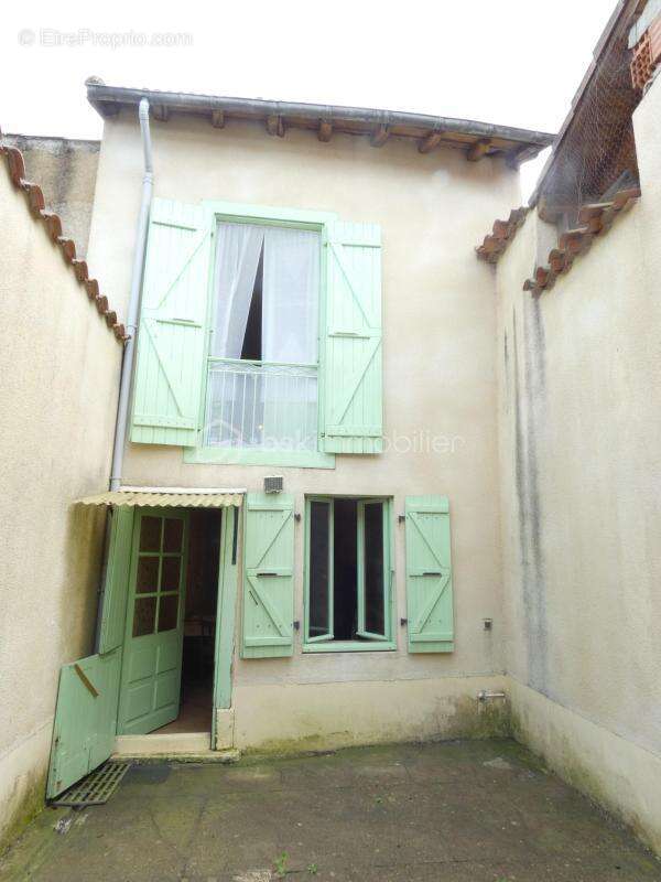 Maison à MIRANDE