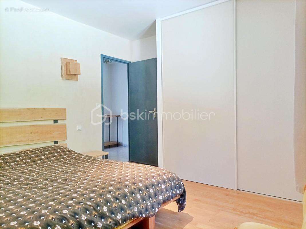  Maison à vendre à Salviac – Vue dominante, piscine, dépendances et terrain de 9 529 m² - photo 12